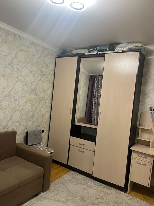 Продам шкафы продам