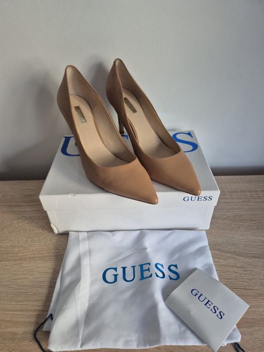 Guess masura 40 stiletto