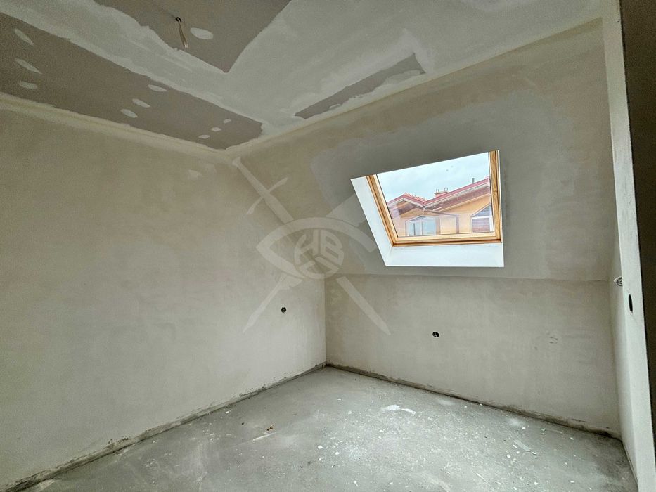 Продава се Мезонет в Асеновград - 170 кв.м за 818 €/кв.м - Снимка #2