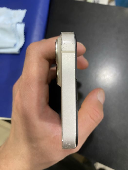 Продам айфон 14 128 гб