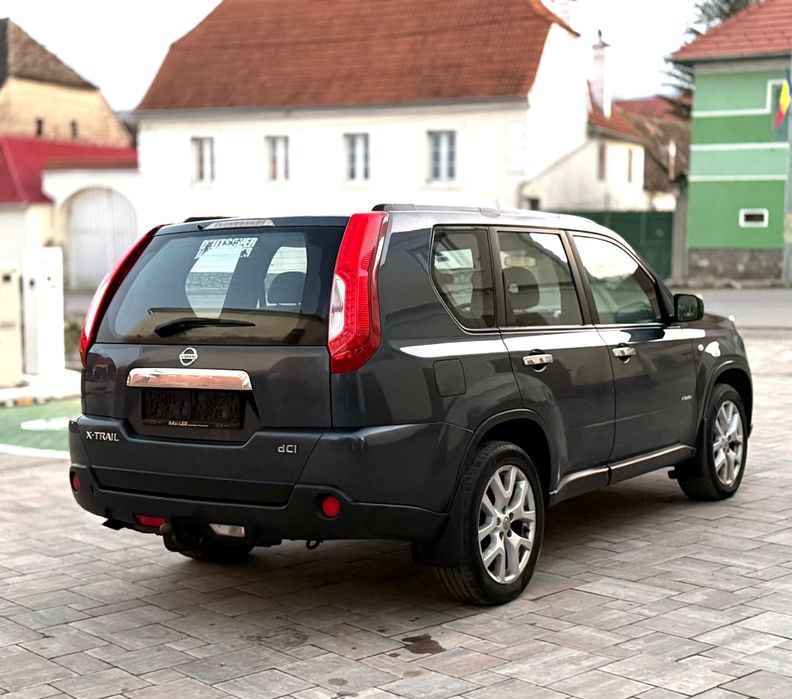 Nisan x-trail 2012
