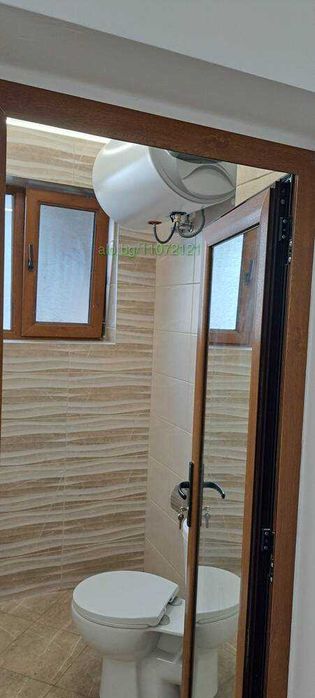 Дава се под наем Четиристаен апартамент в Бургас, Център - 100 кв.м за 698.19 € - Снимка #8