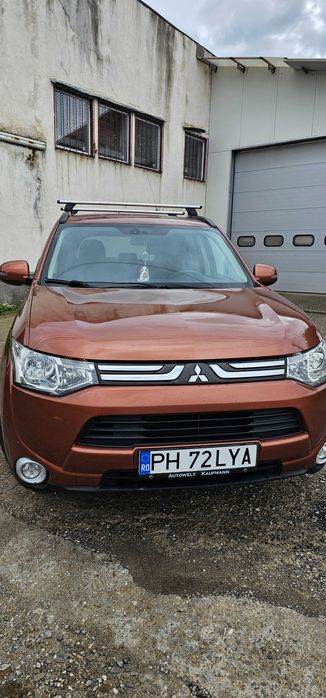 Mitsubishi Outlander 2.0 mivec invite cleartec 4wd cvt benzină.