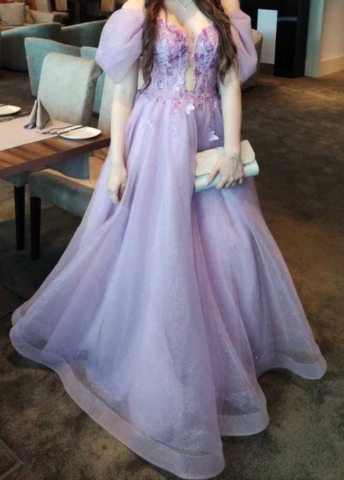 Абитуриентска рокля