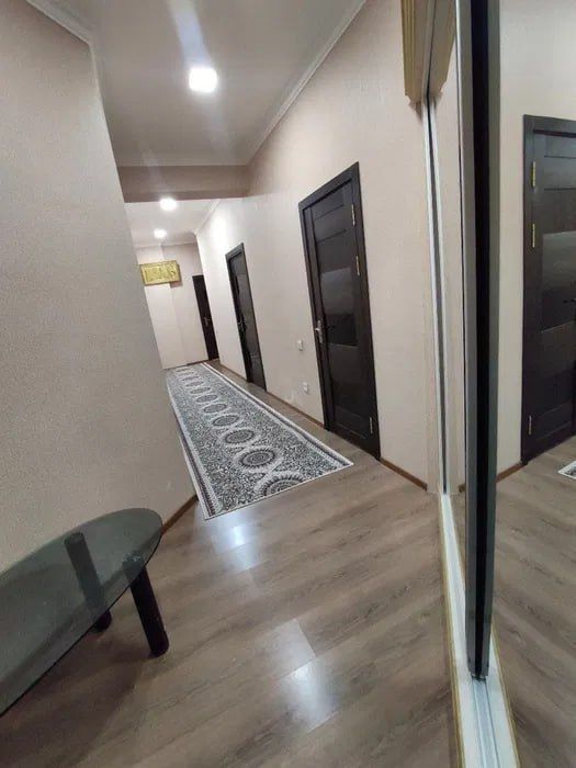 Продаётся КВ  Метро Юнусабад,Мегапланет 2/7/14 75 м2 Жк MegaPolis