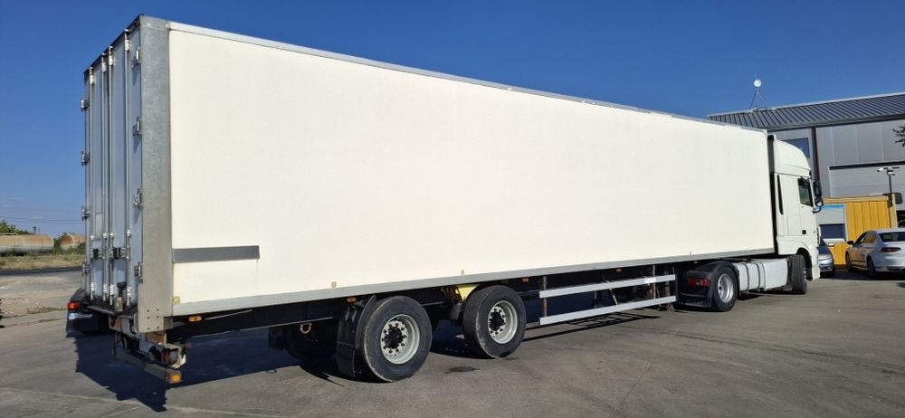 Semiremorca Standard Dubă  Box  Container  Furgon  izoterma  2 Axe