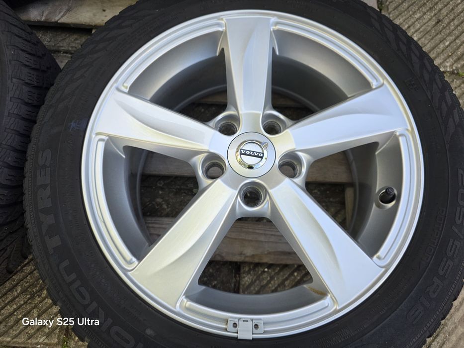 Лети джанти 16ки 5х108 Volvo + зимни гуми 205/55/16 Nokian