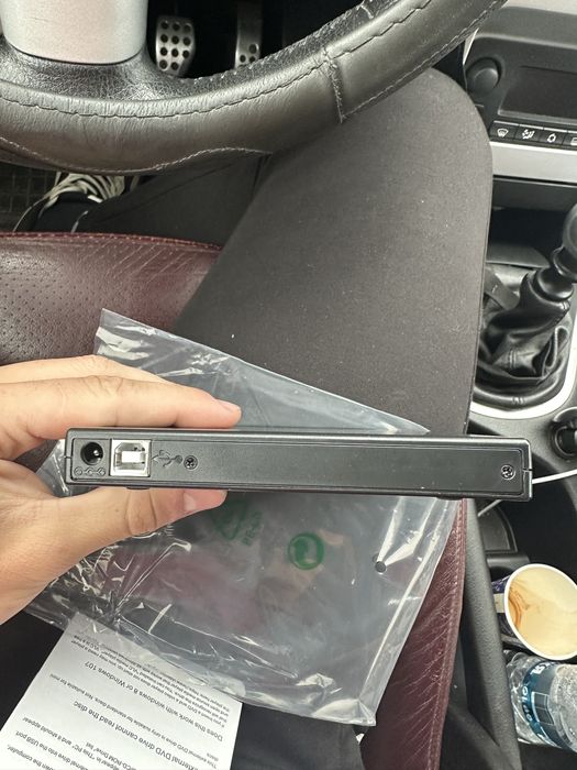 Външен четец на дискове за компютър