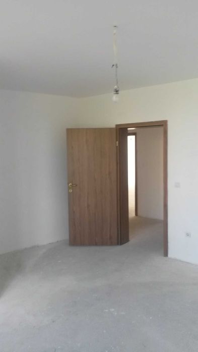 Продава се Тристаен апартамент в София, Левски - 110 кв.м за 1455 €/кв.м - Снимка #1