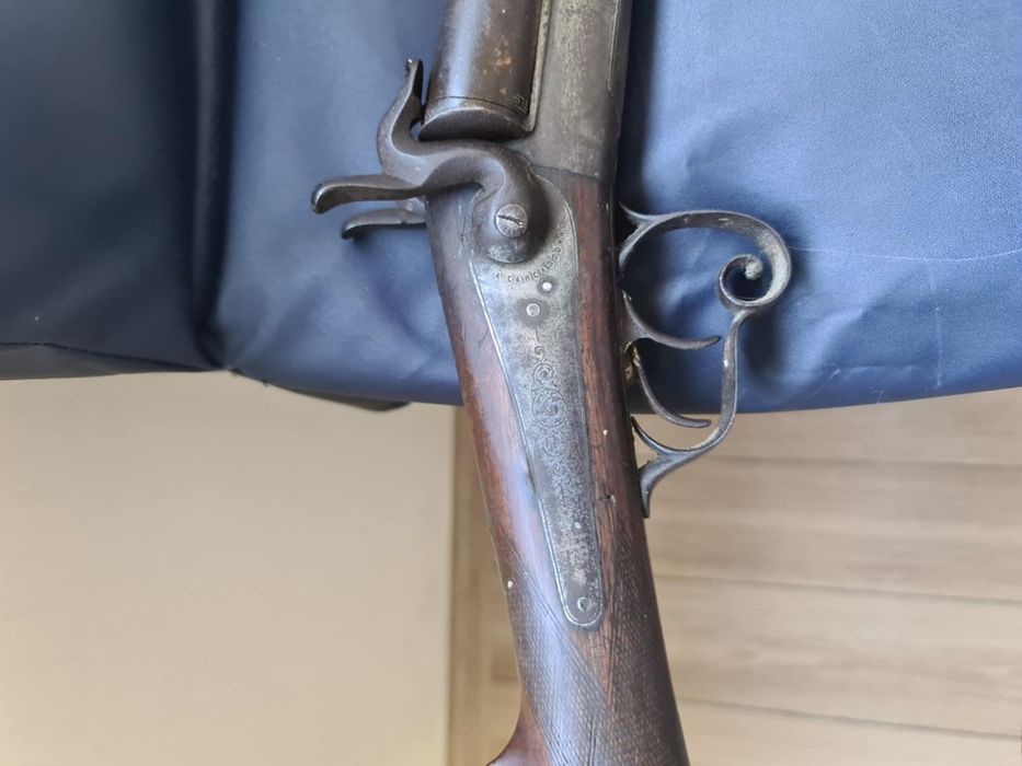 Стара щифтова пушка ЛЕФУШЕ