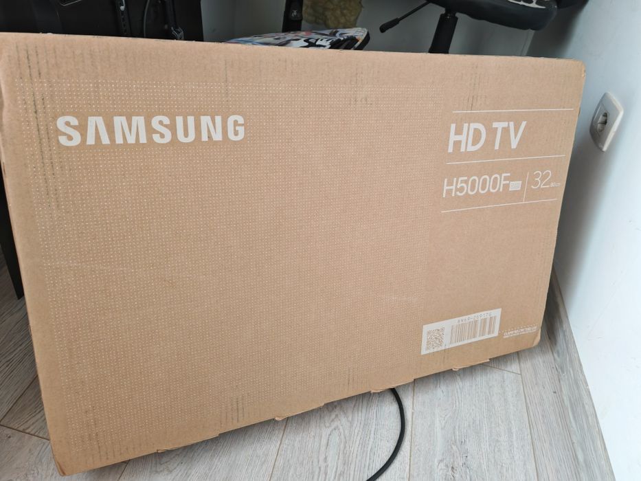 Televizor Samsung 32" (80 cm) HD TV - NOU, sigilat în cutie!