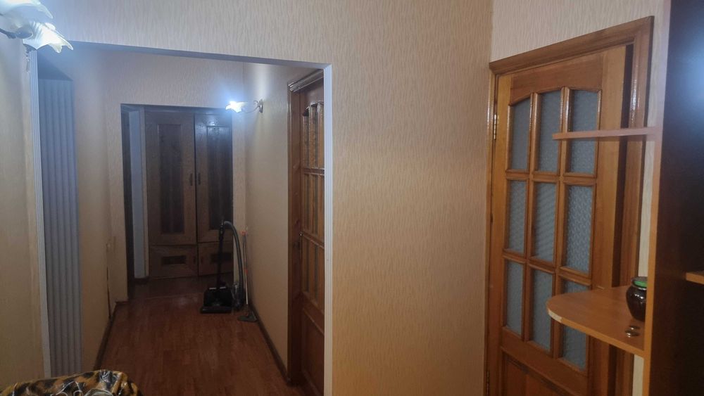 Продам 5 ком.кв.Куйлюк 5 3 этаж 47школа.