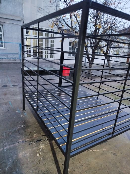 Quy xona 4 ta quyga uzunli 2 eni 1,5metr