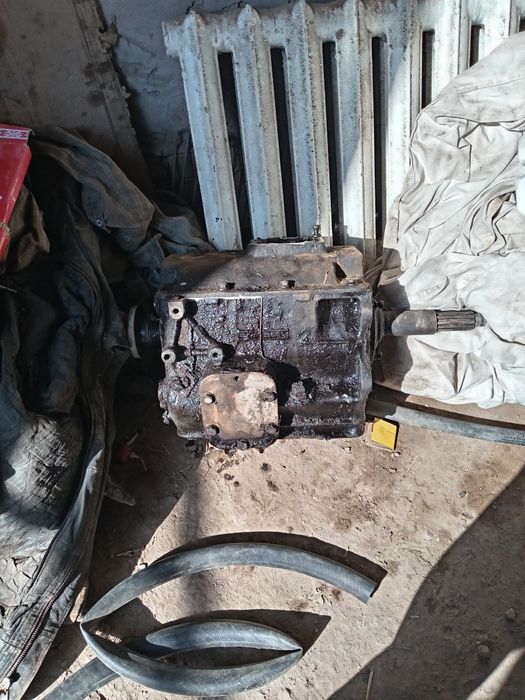 Зил коробка сотилади