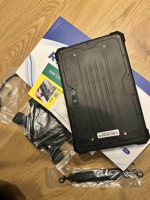 Tableta conditii extreme rugged design sistem operare Windows 10