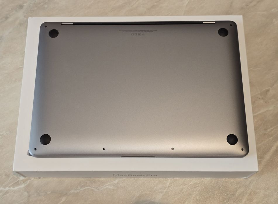 Apple MacBook Pro 13 M1 8/256