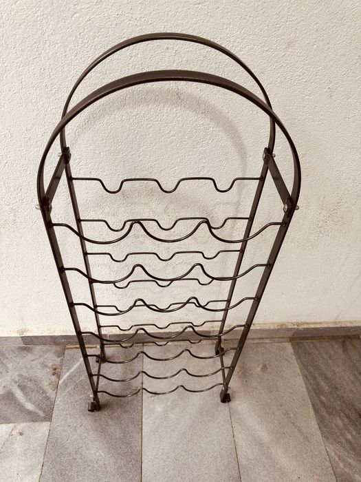 Метален винен стелаж / поставка за бутилки ( 21 бр.)