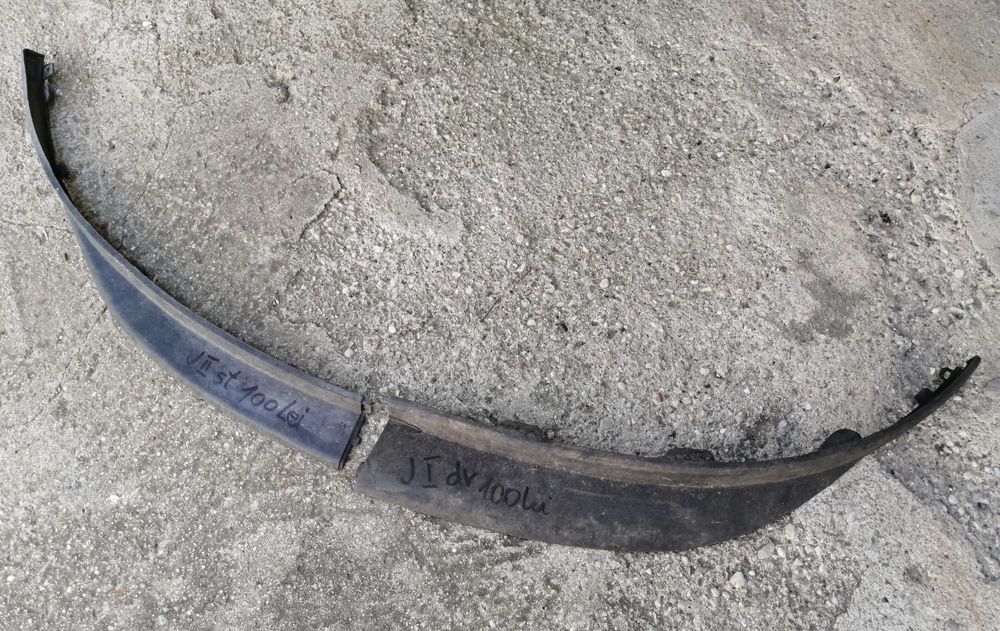 extensii - spoiler sub bara Opel Astra J 50 lei