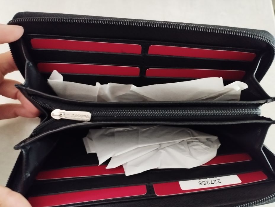 Дамски портфейл travel companion