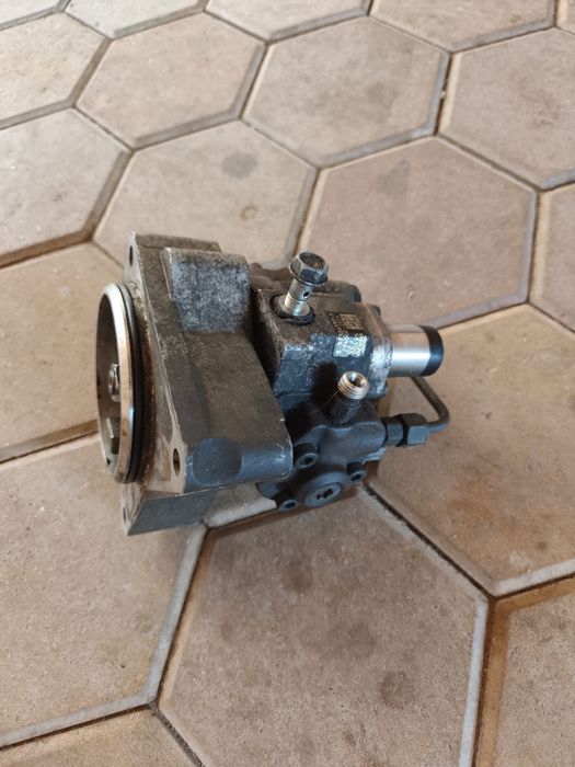 De vânzare Pompă de Înaltă Presiune – Isuzu NKR / NPR, Motor 3.0