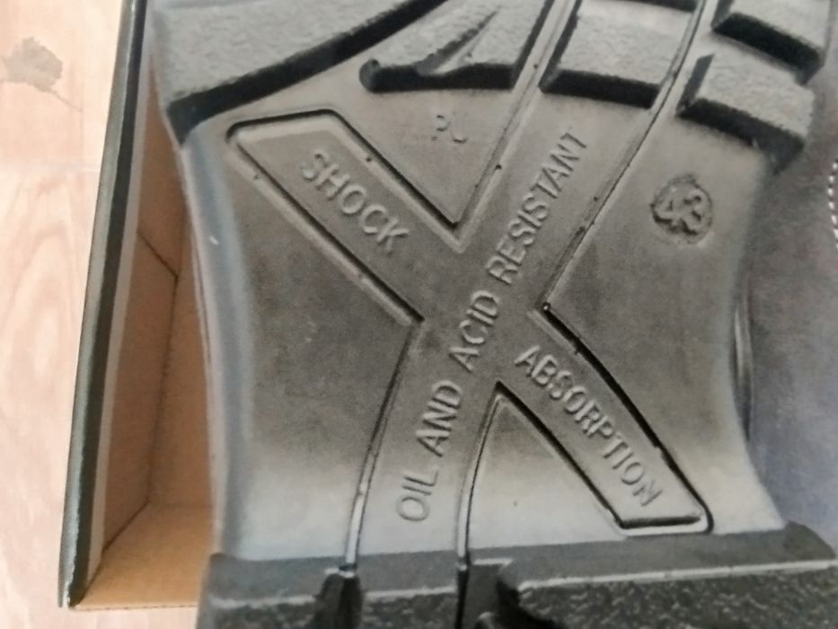 Защитни работни обувки B-WOLF DYLAN S1P номер 43