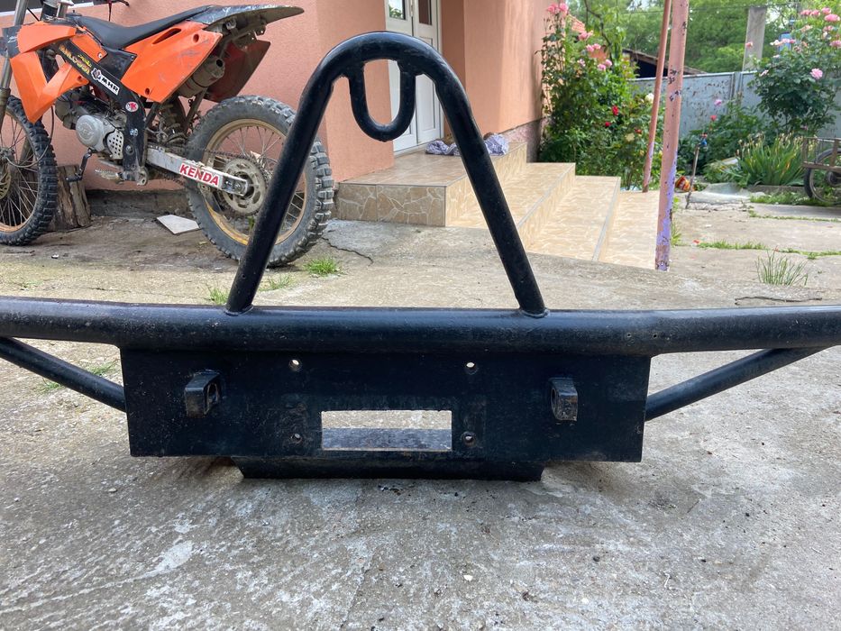 Bara de oțel cu suport de troliu.Pentru Toyota l70