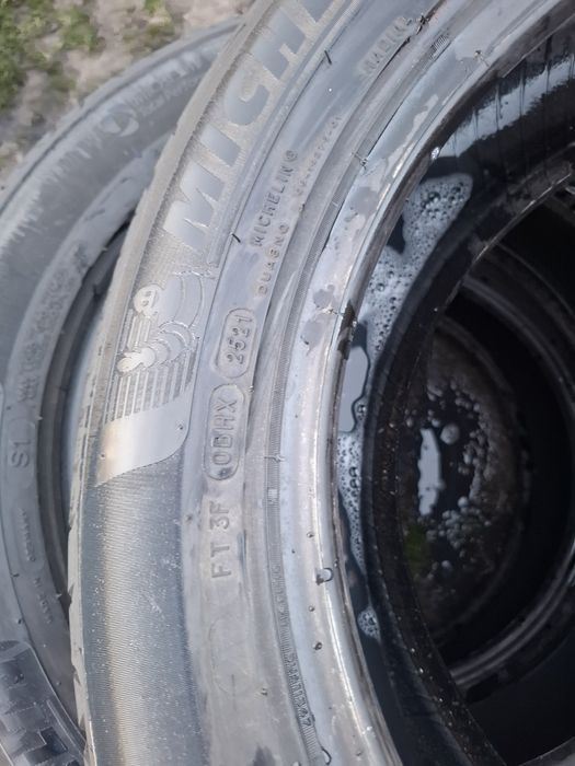 Vand set 4 anvelope 215 55 17 michelin bune de vara dot 2021