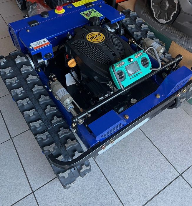 Косачка робот с дистанционно управление