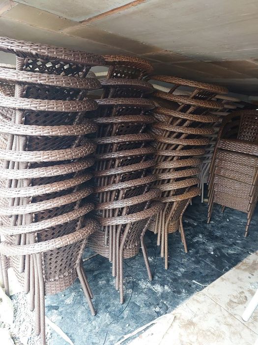 Ratan stullar Oʻptim narxda xarid qiling