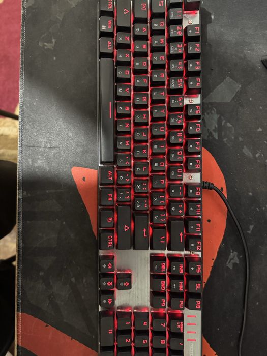 Игравая клавиятура и мышь Motospeed