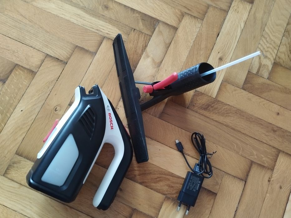 De vânzare accesorii Bosch glassvac accesorii și încărcător este defec