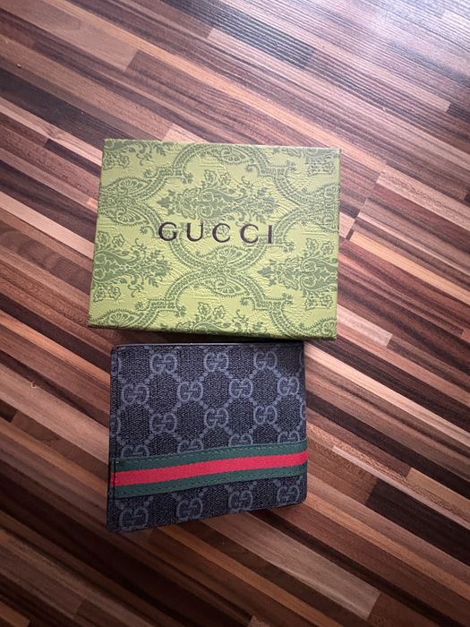 Vand portofel gucci