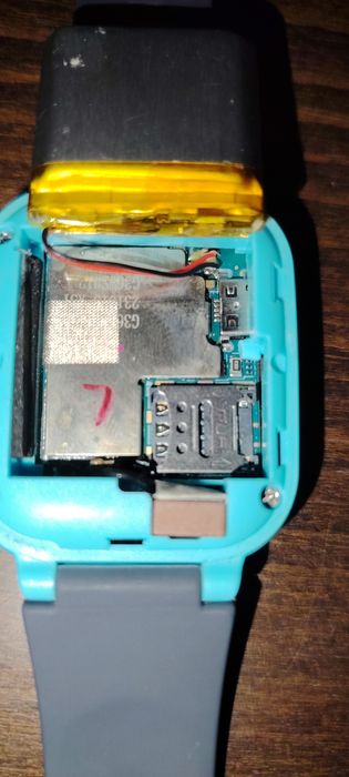 Смарт часовник .