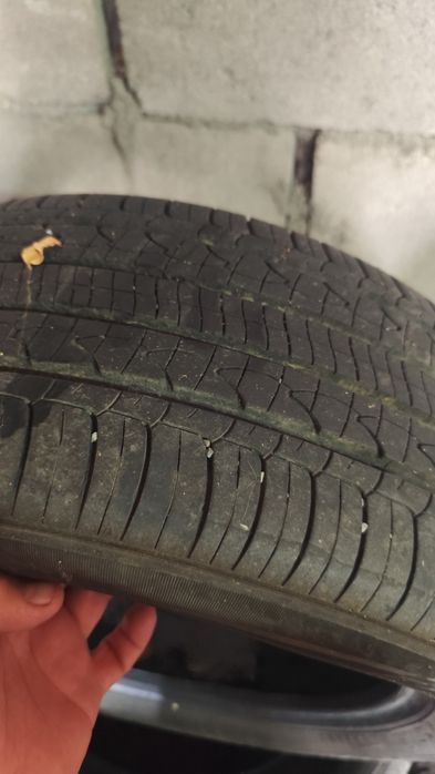 Шины на R 16. Почти новые