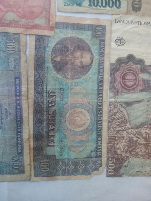 Bani vechi de vanzare