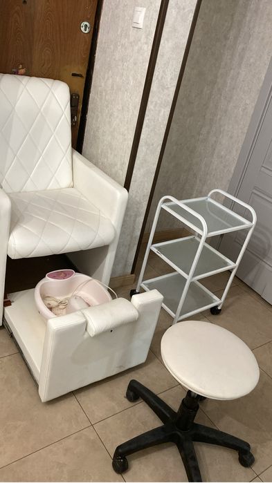 Продам набор педикюрного кресло