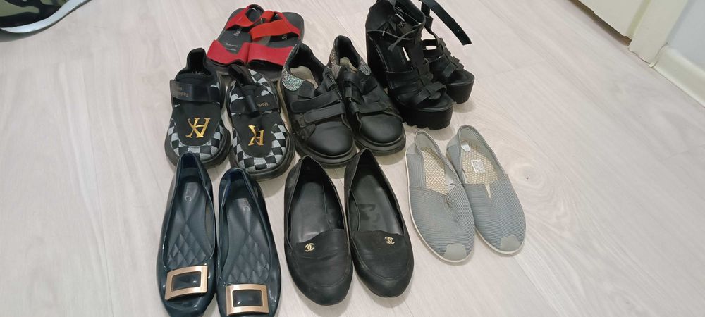 Продам женские вещи