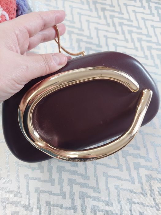 Продам сумку клатч