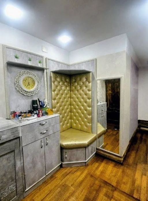 Студия плюс две спальни