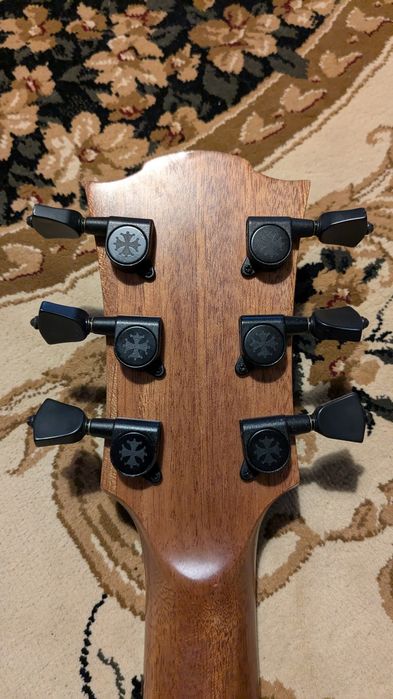 Chitară acustică LAG Tramontane T500D