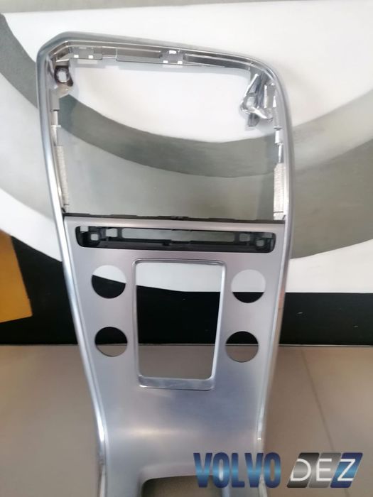 Ornament consola centrala VOLVO XC60 31469166 Baia • OLX.ro
