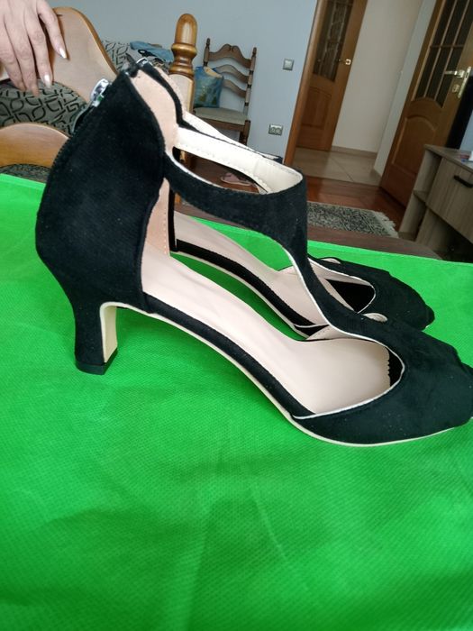 Новые туфли нарядные