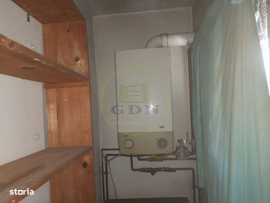 Apartament 3 camere etaj 3 de vanzare B-dul Unirii Fagaras jud. Brasov — fotografia 3