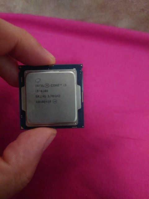 5x Intel Core i3-6100 3.70GHz LGA1151 – Skylake – SR2HG