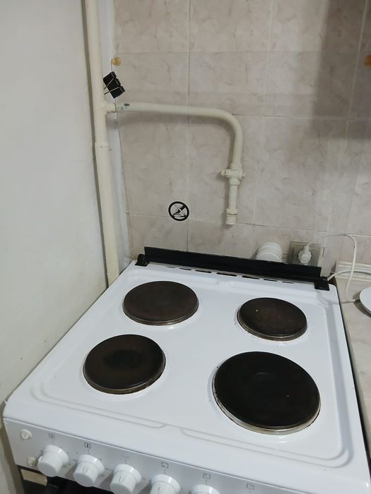 Продам электроплиту