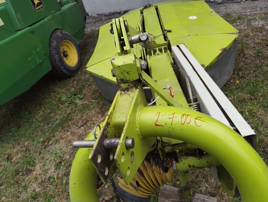Vând John Deere 332 A