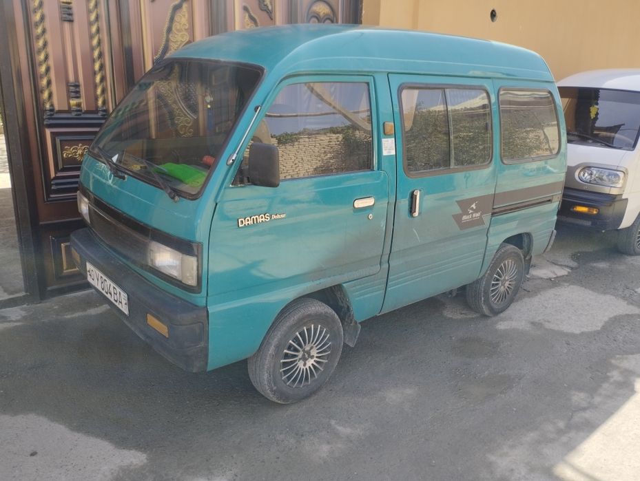 Damas sotiladi 1998 yil