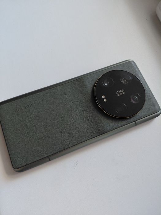 Продам Xiaomi 13 ultra