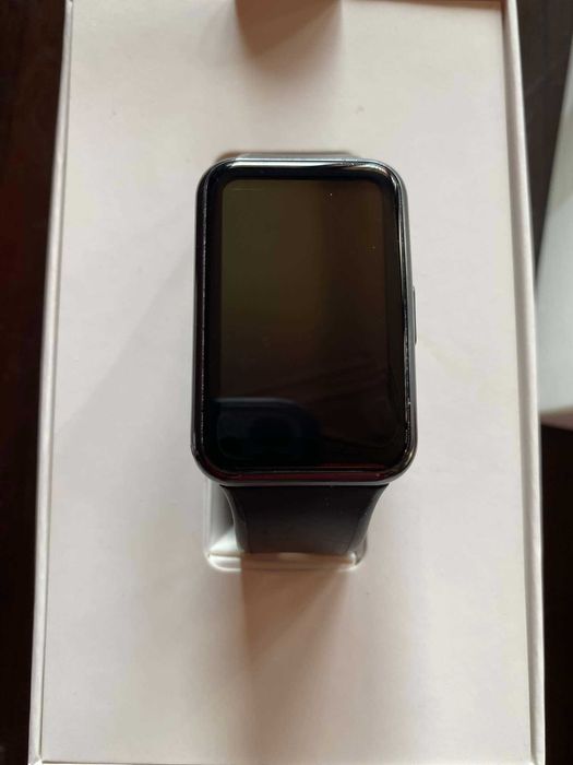 Часовник HUAWEI watch fit black / черен