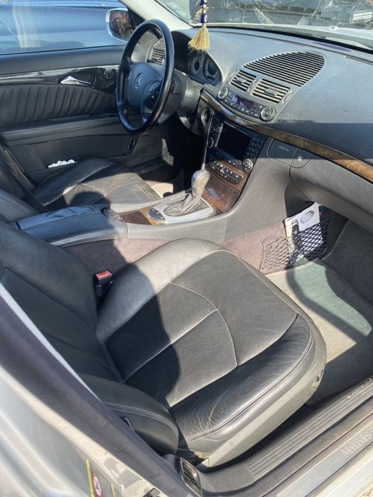 Мерцедес Е класа на части W211 Mercedes E class